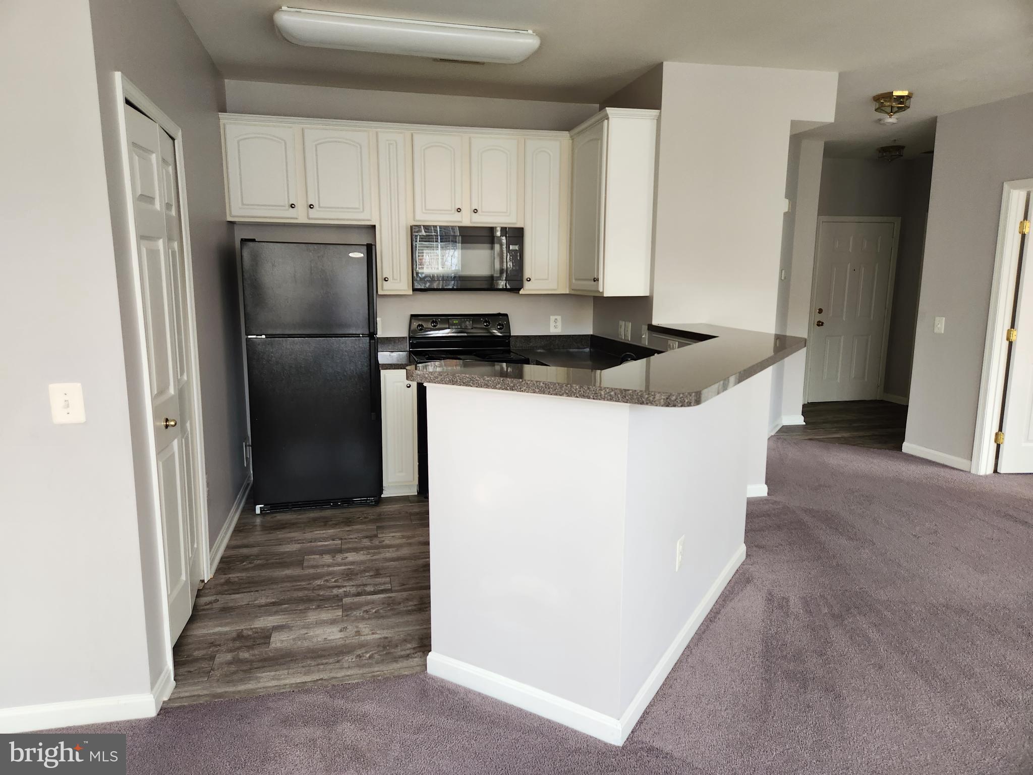 BOWIE TOWERS - Residential