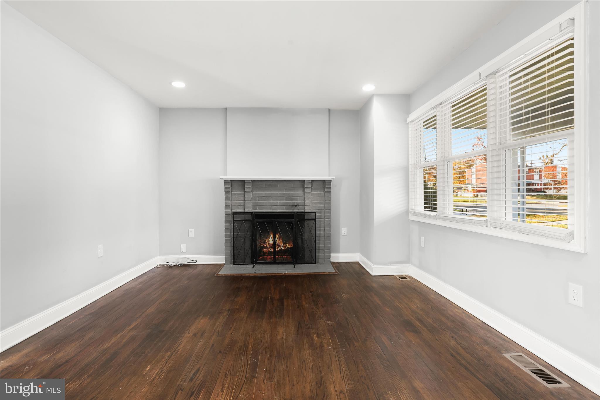 813 EDMONDSON AVENUE