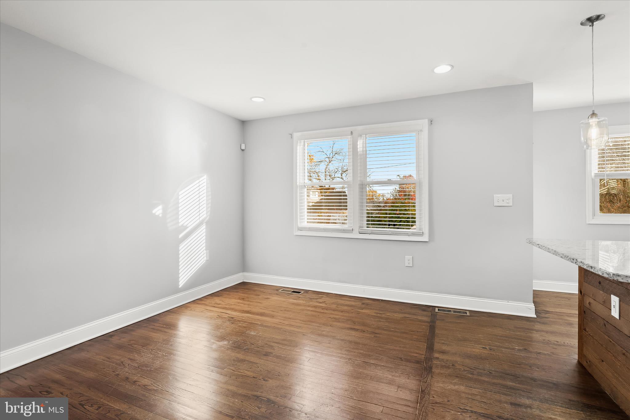 HOMEWOOD - Residential