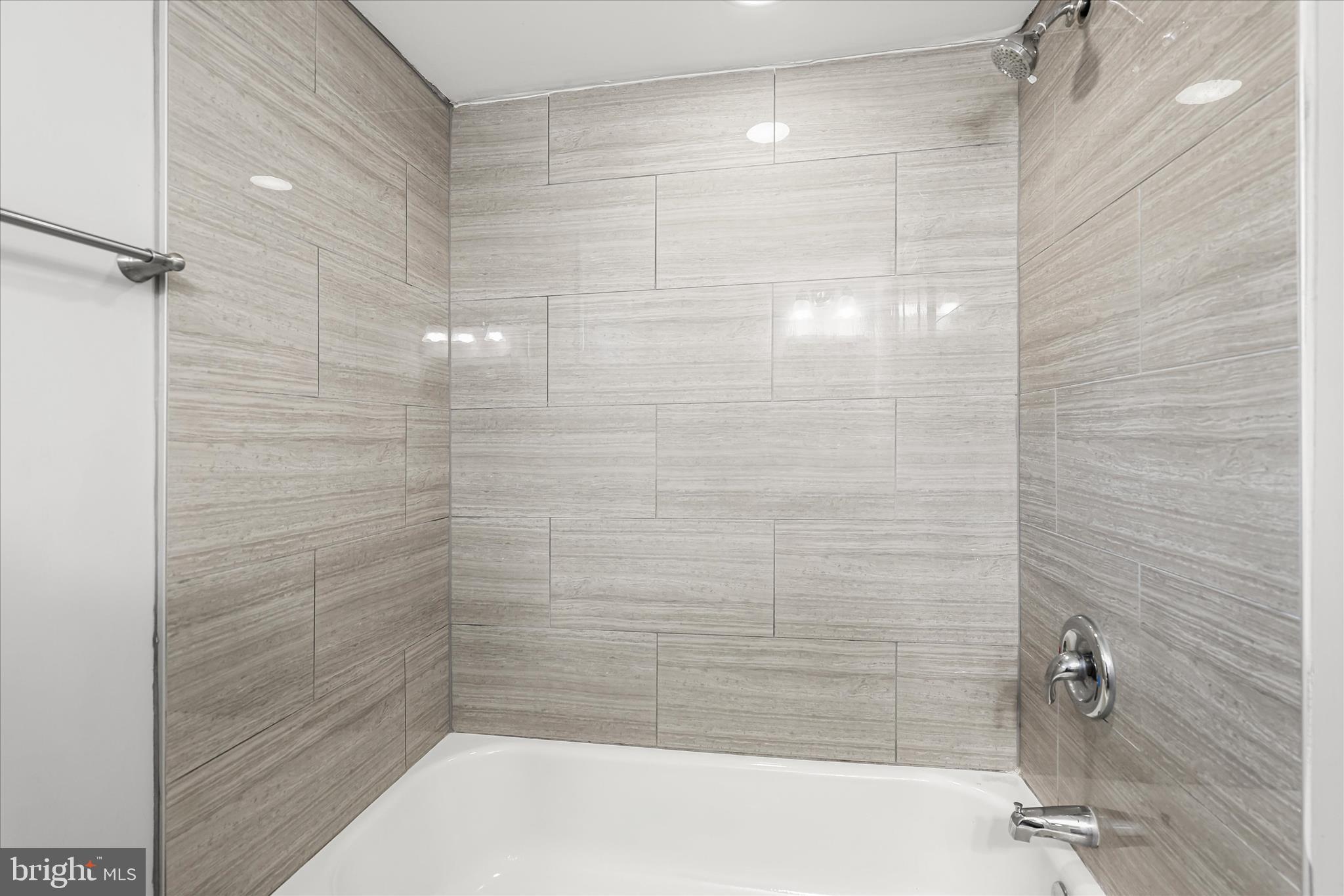 HOMEWOOD - Residential