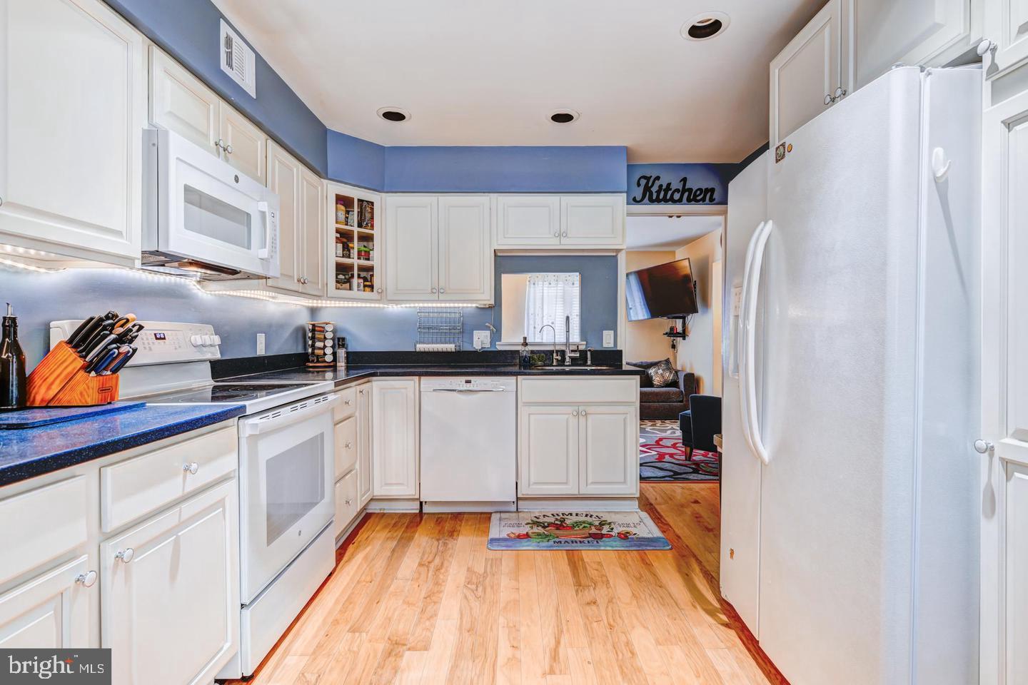 114 PINECREST LANE