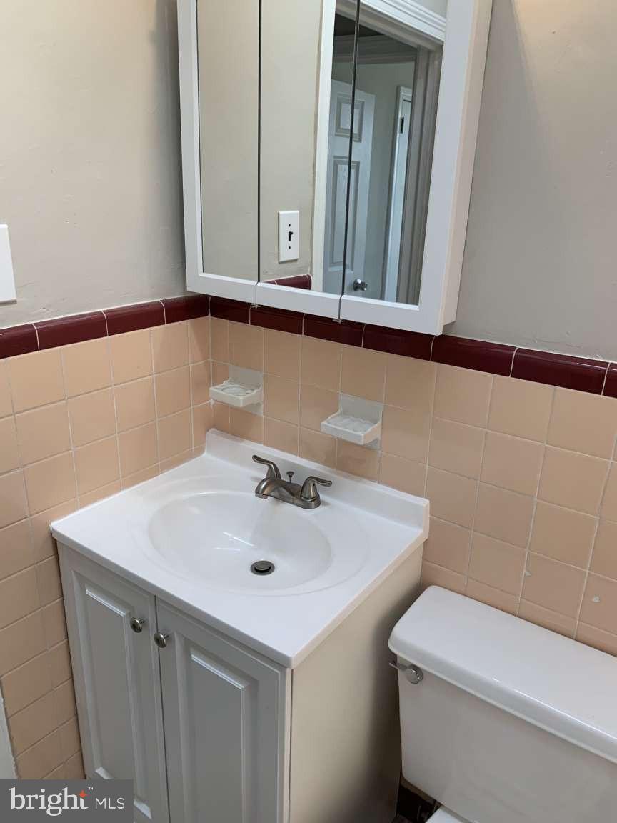 MAYFAIR (EAST) - Residential