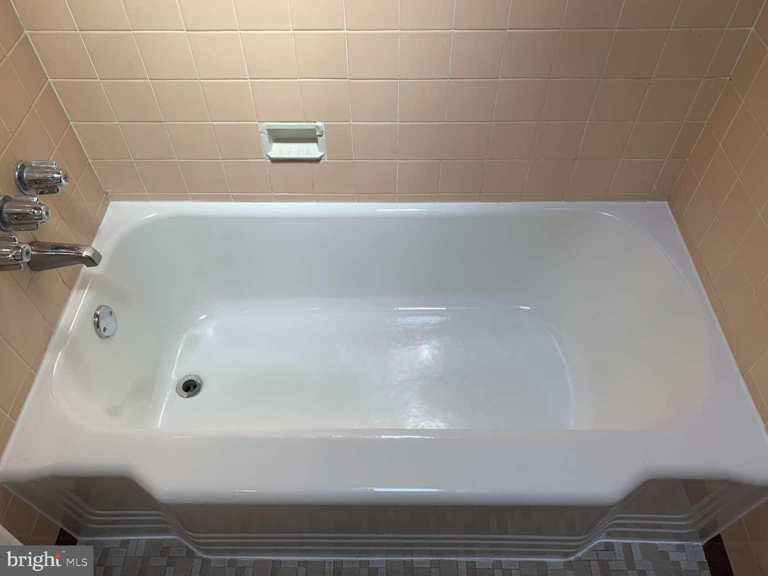 MAYFAIR (EAST) - Residential