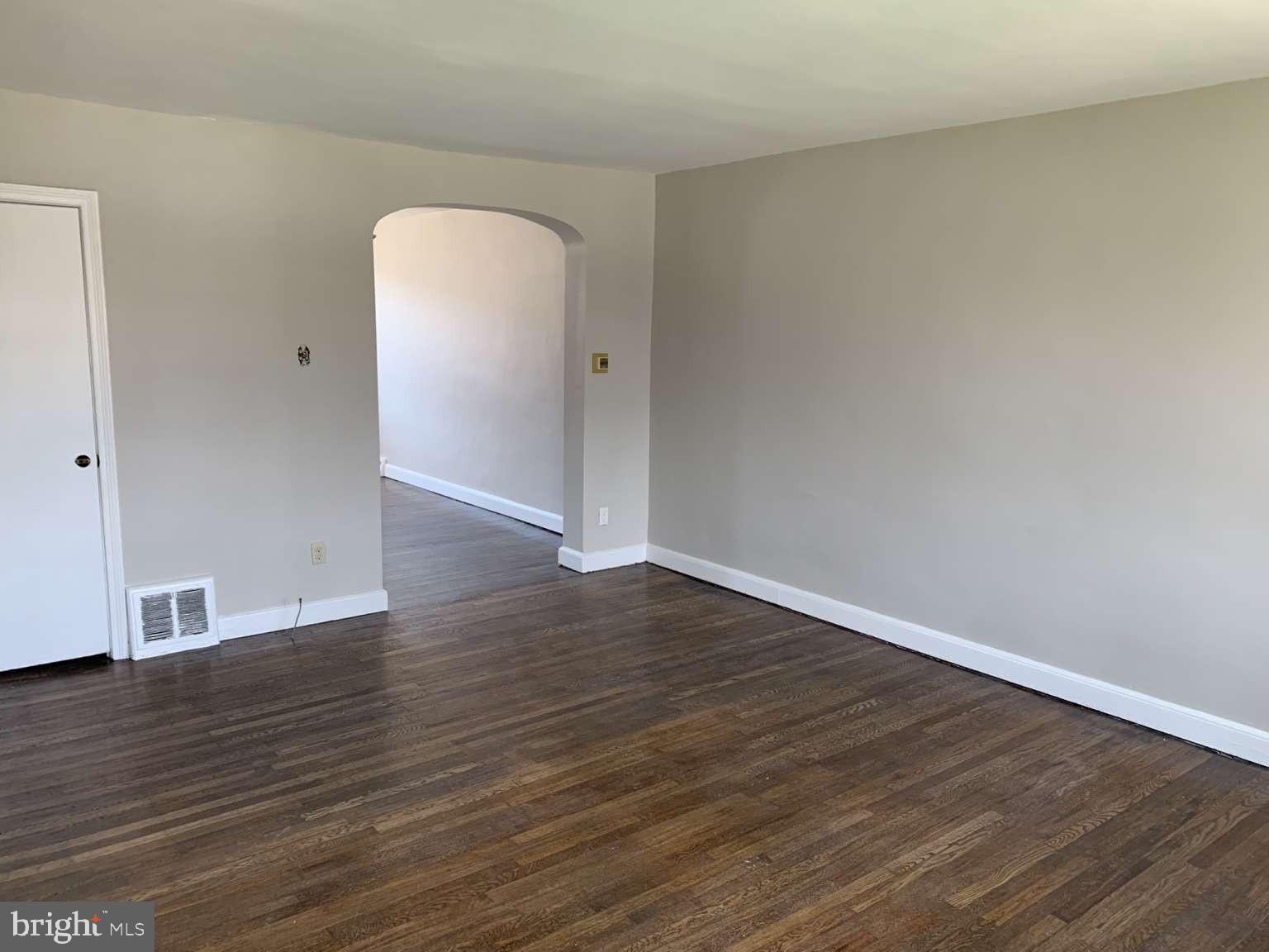 MAYFAIR (EAST) - Residential