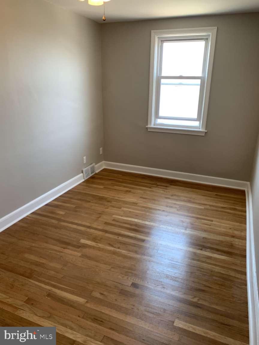 MAYFAIR (EAST) - Residential