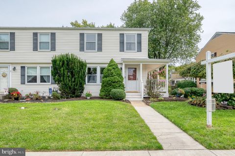 5 KNAVES COURT BALTIMORE MD 21236