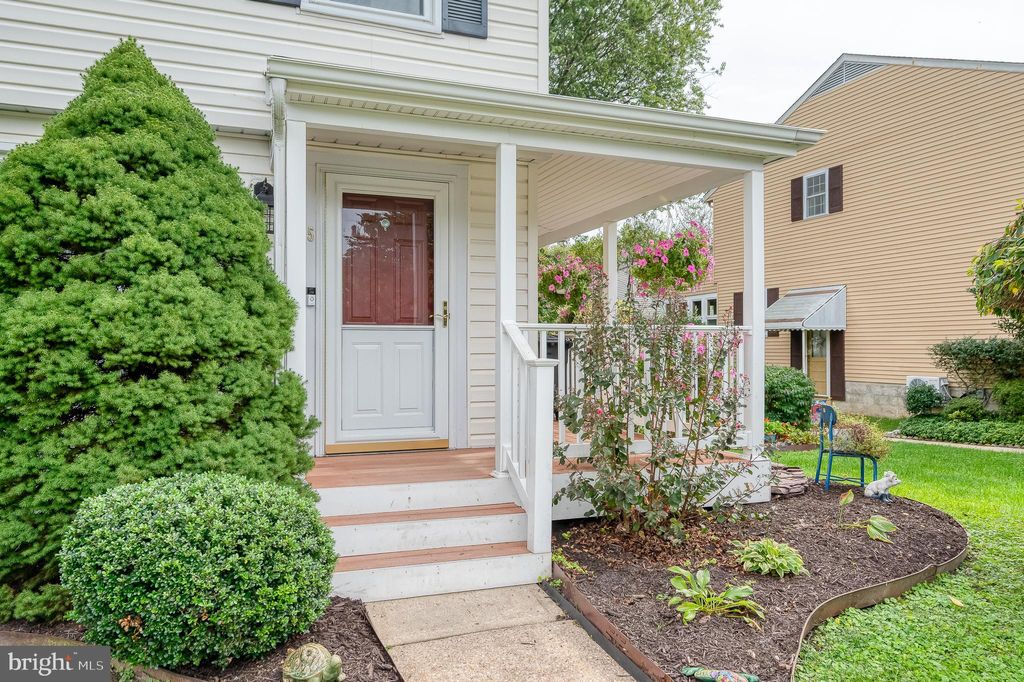 Photo of 5 Knaves Court, BALTIMORE, MD 21236 (MLS # MDBC2138378)