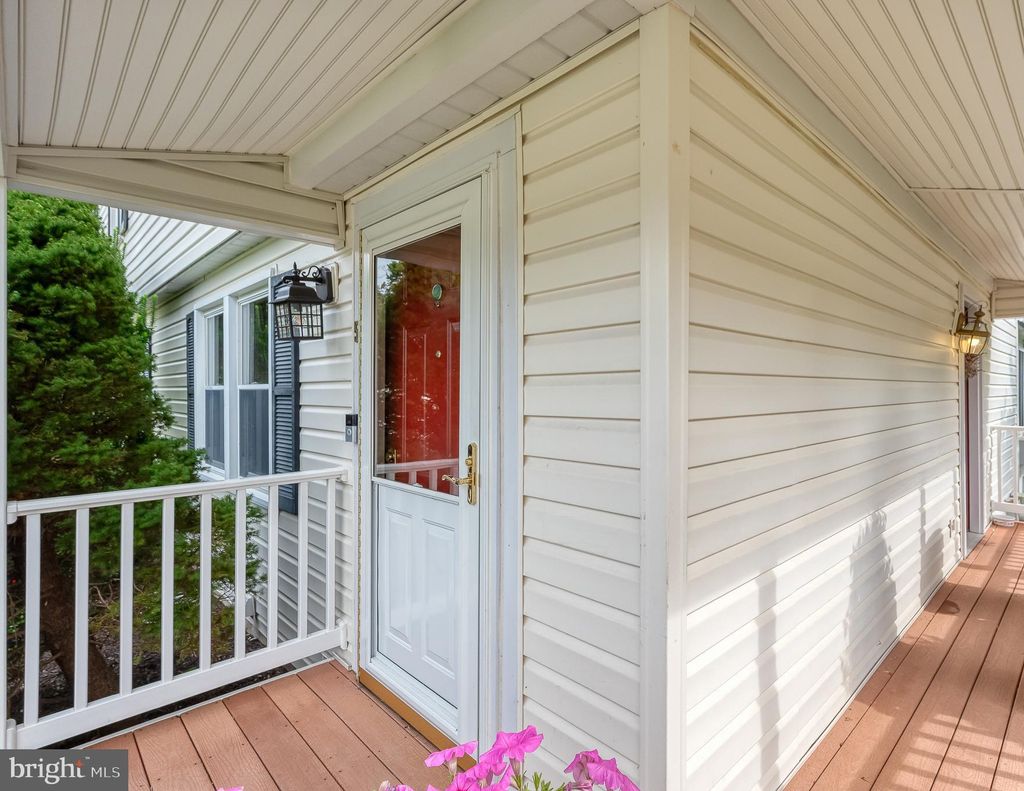 Photo of 5 Knaves Court, BALTIMORE, MD 21236 (MLS # MDBC2138378)