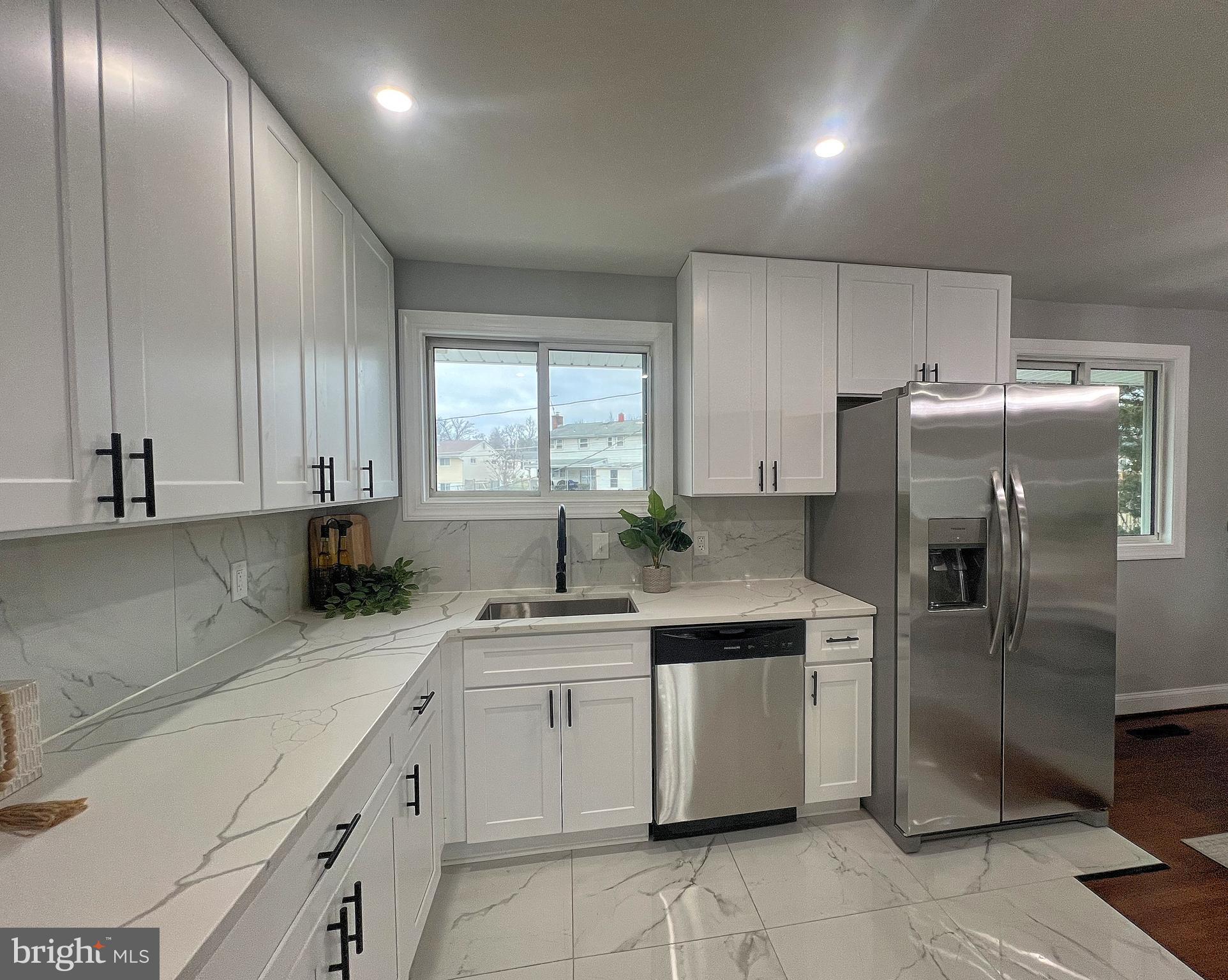 STONEYBROOK NORTH - Residential