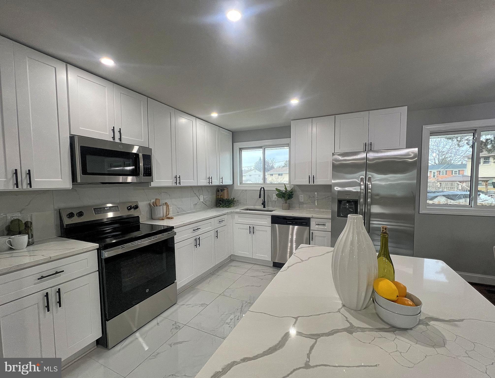 STONEYBROOK NORTH - Residential