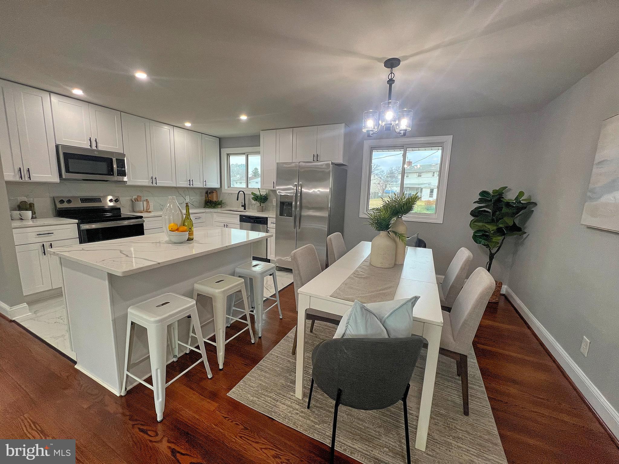 STONEYBROOK NORTH - Residential