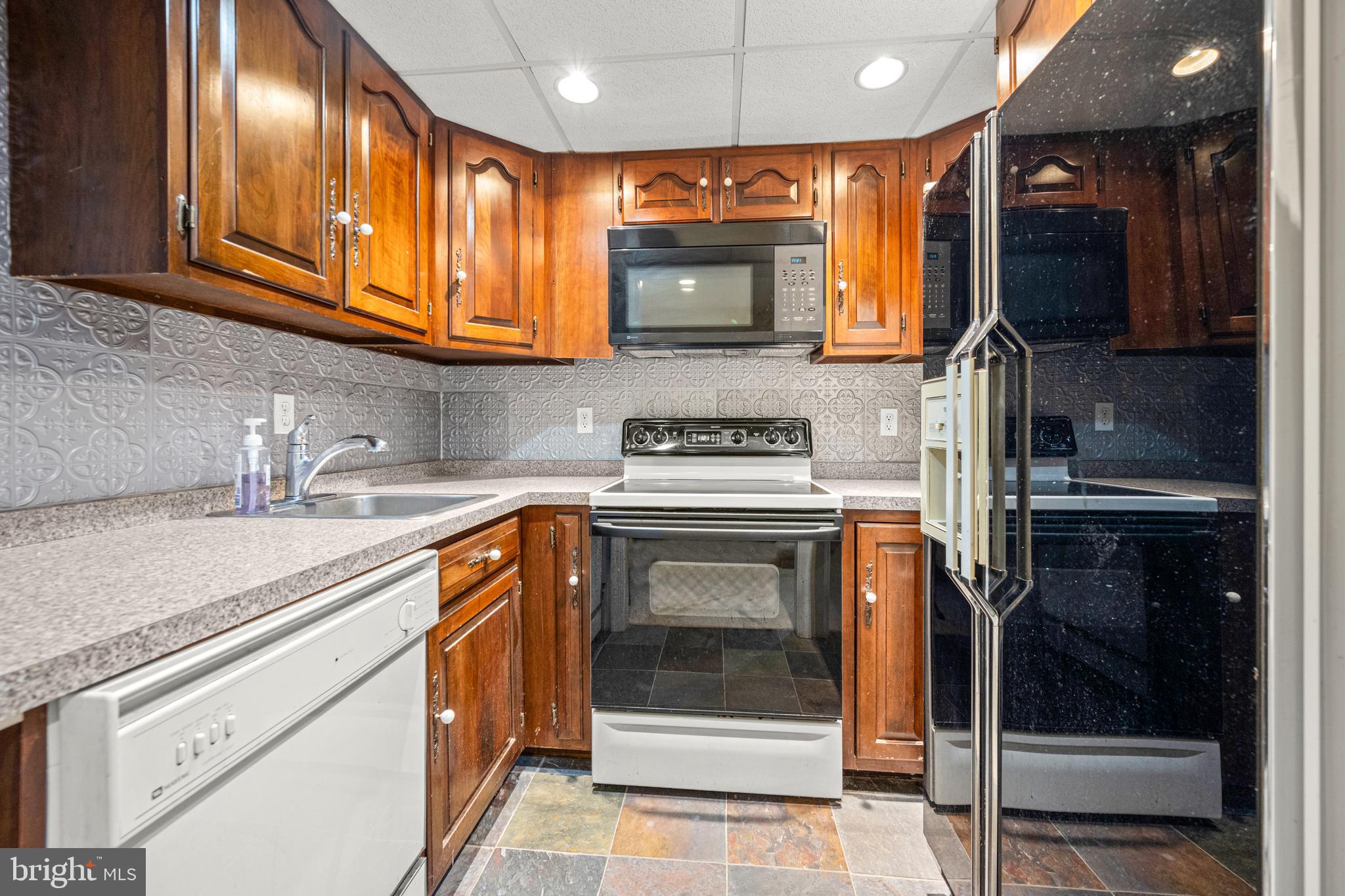 HIGHLAND - Residential