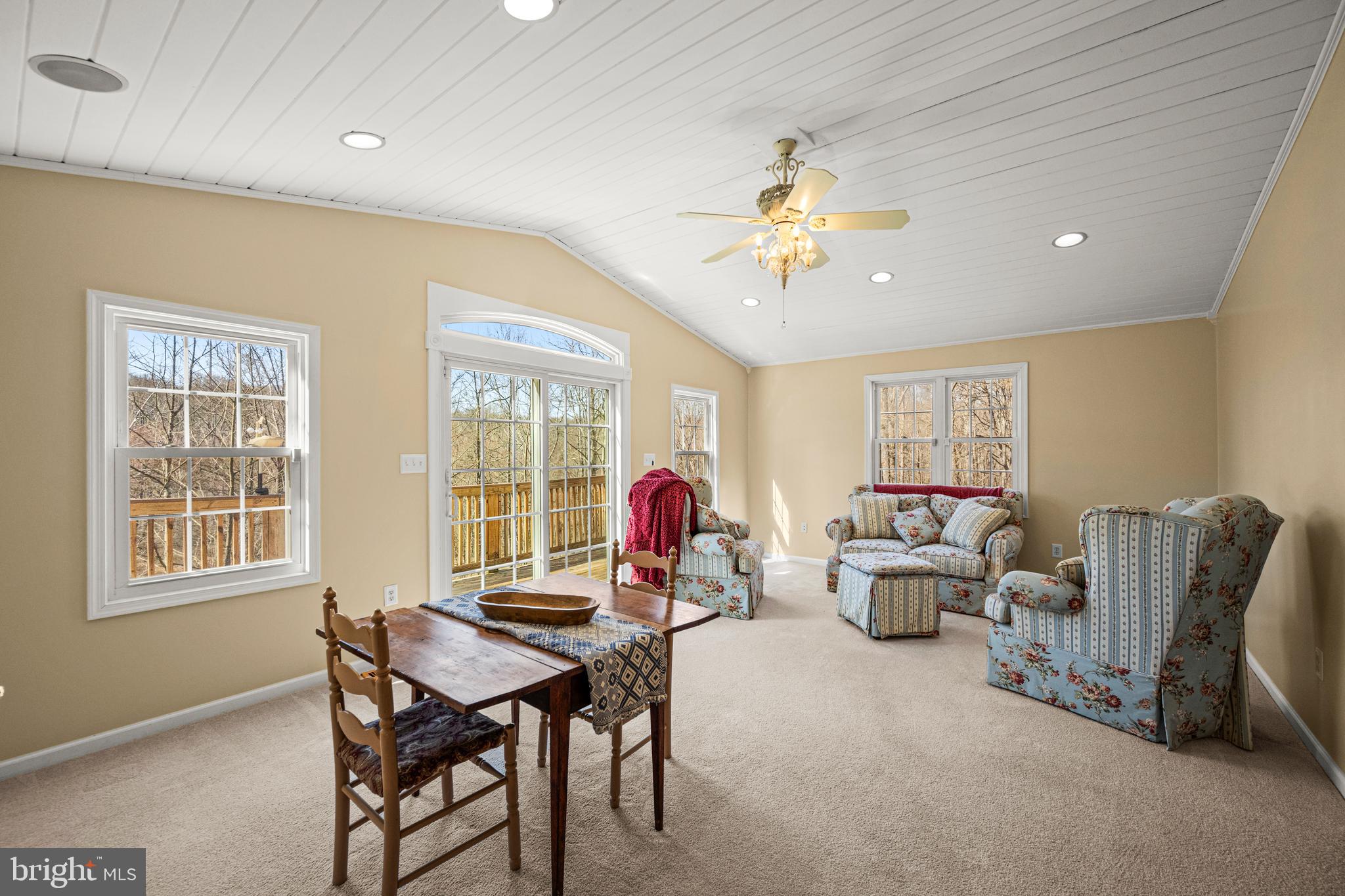 HIGHLAND - Residential