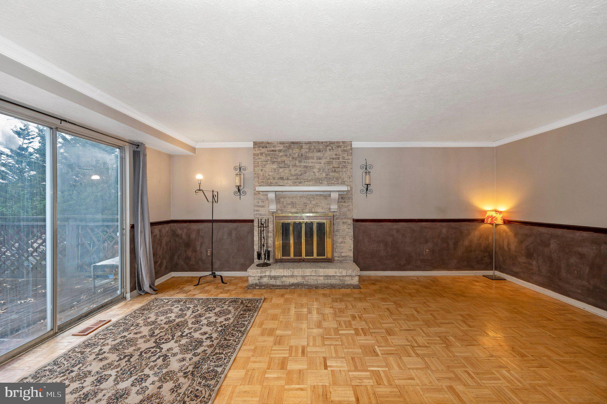 HILLCREST ORCHARDS - Residential