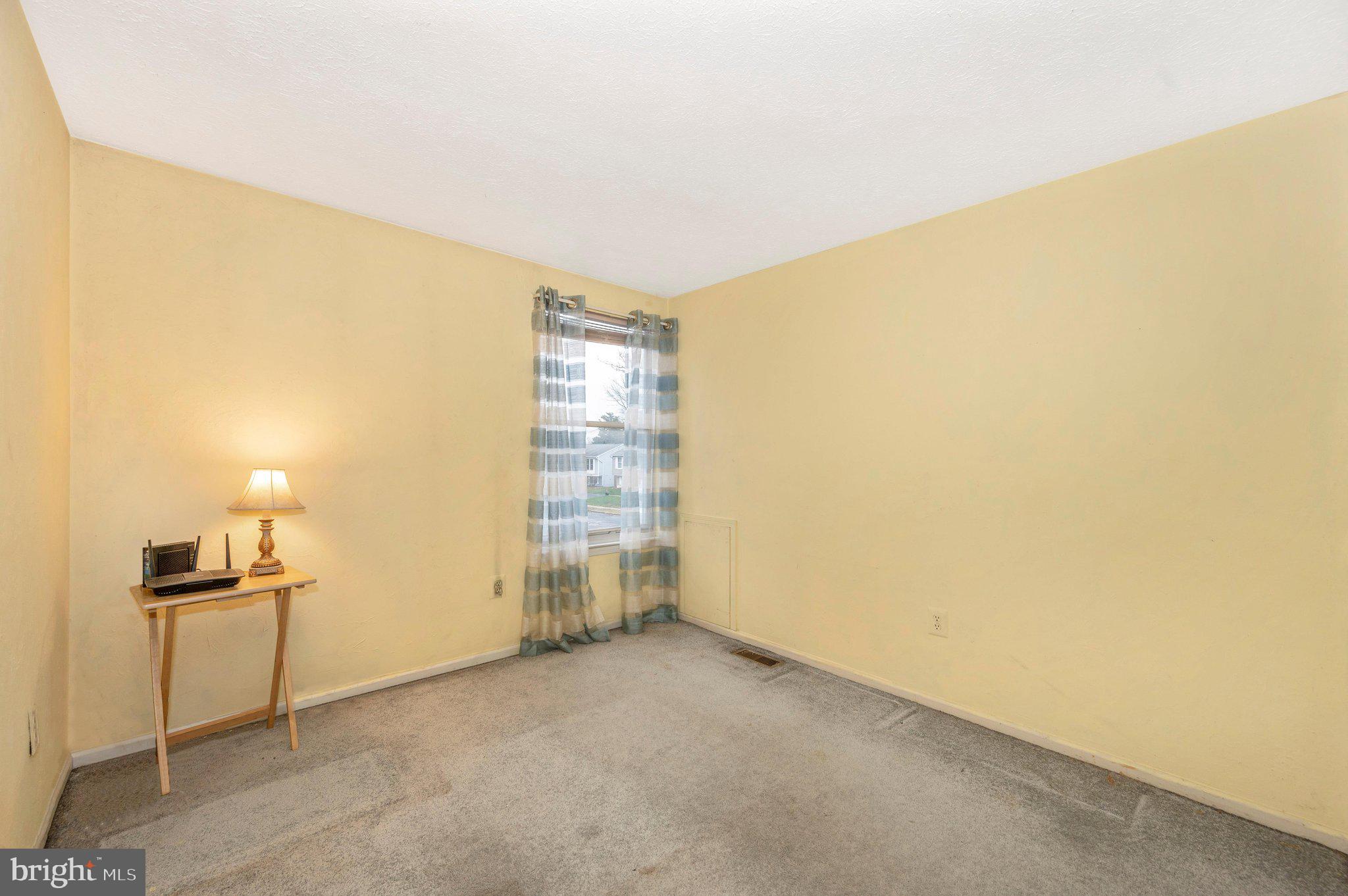 HILLCREST ORCHARDS - Residential