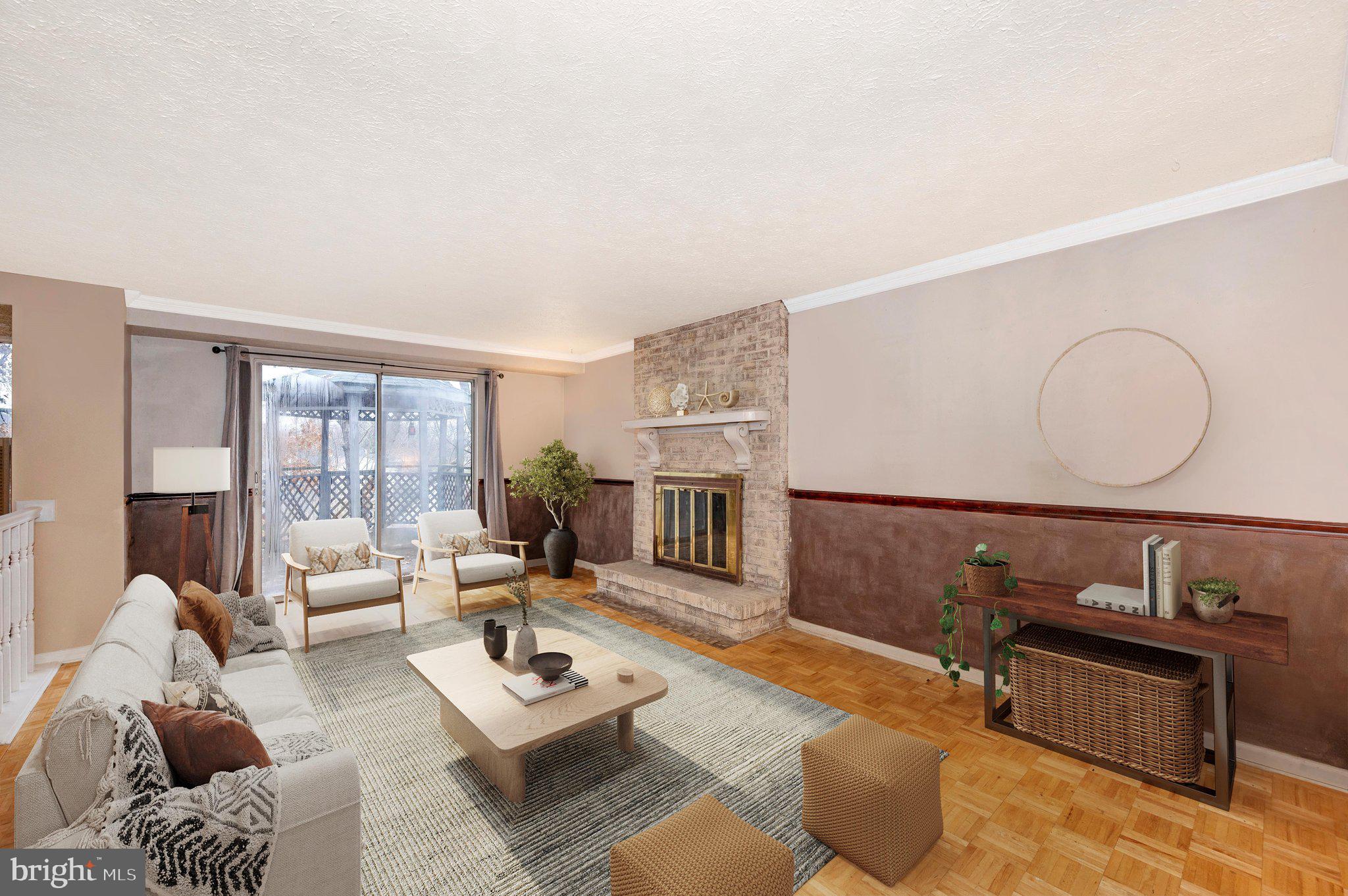 HILLCREST ORCHARDS - Residential