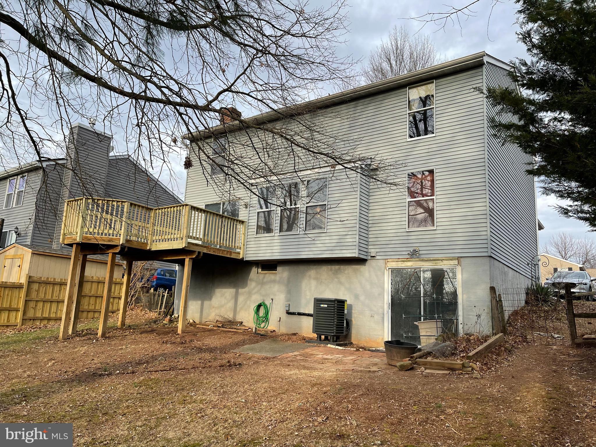 HILLCREST ORCHARDS - Residential