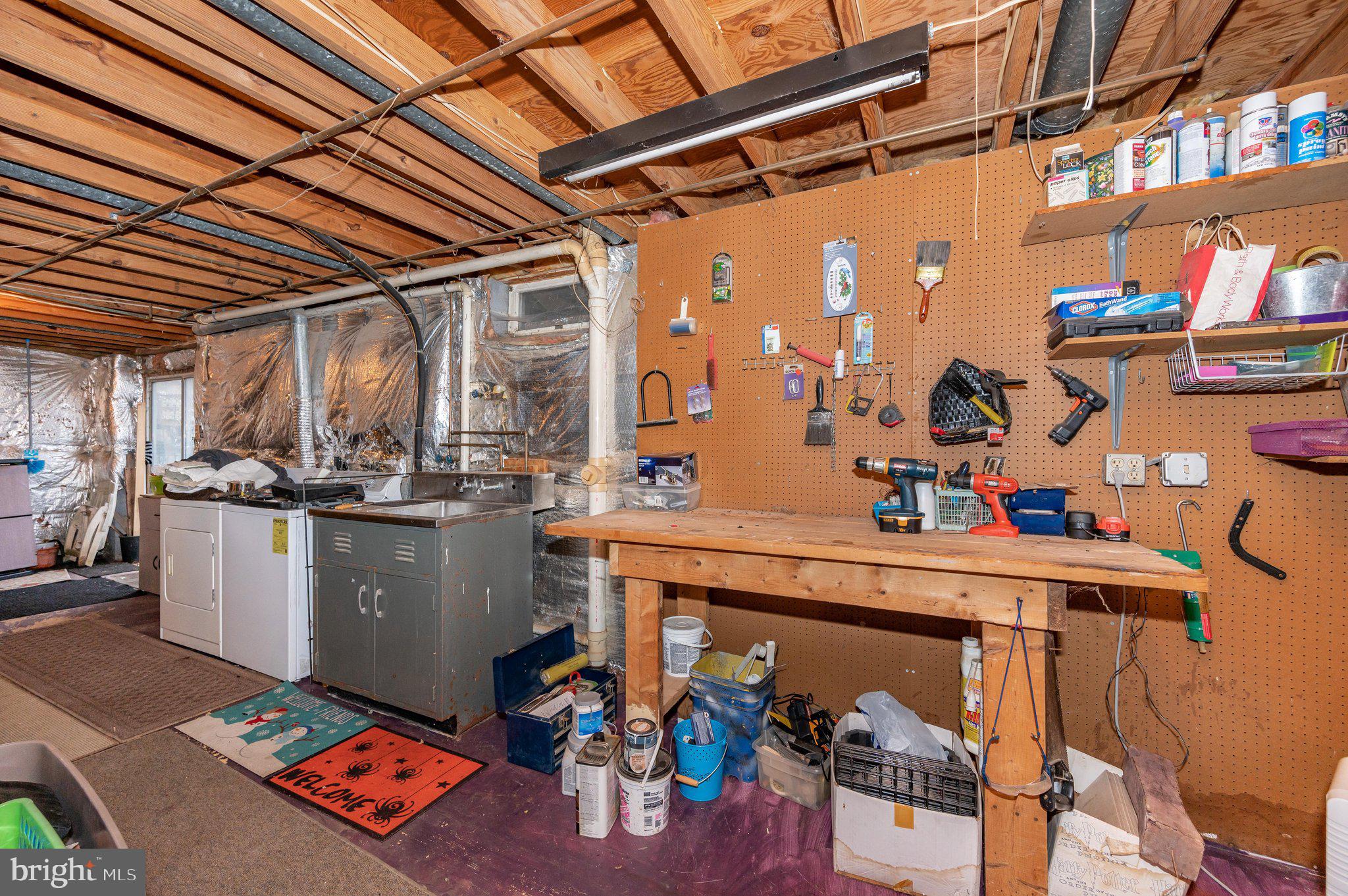 HILLCREST ORCHARDS - Residential