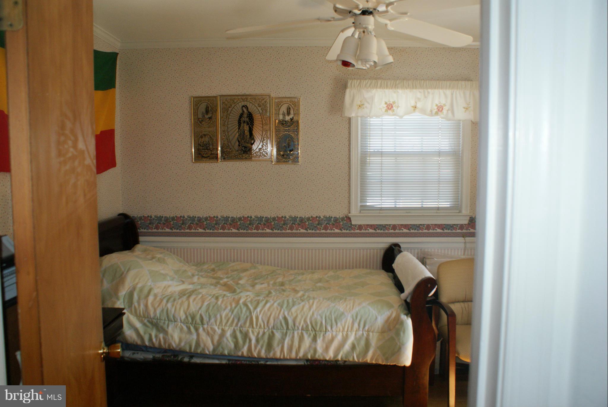 SPRINGBROOK KNOLLS - Residential