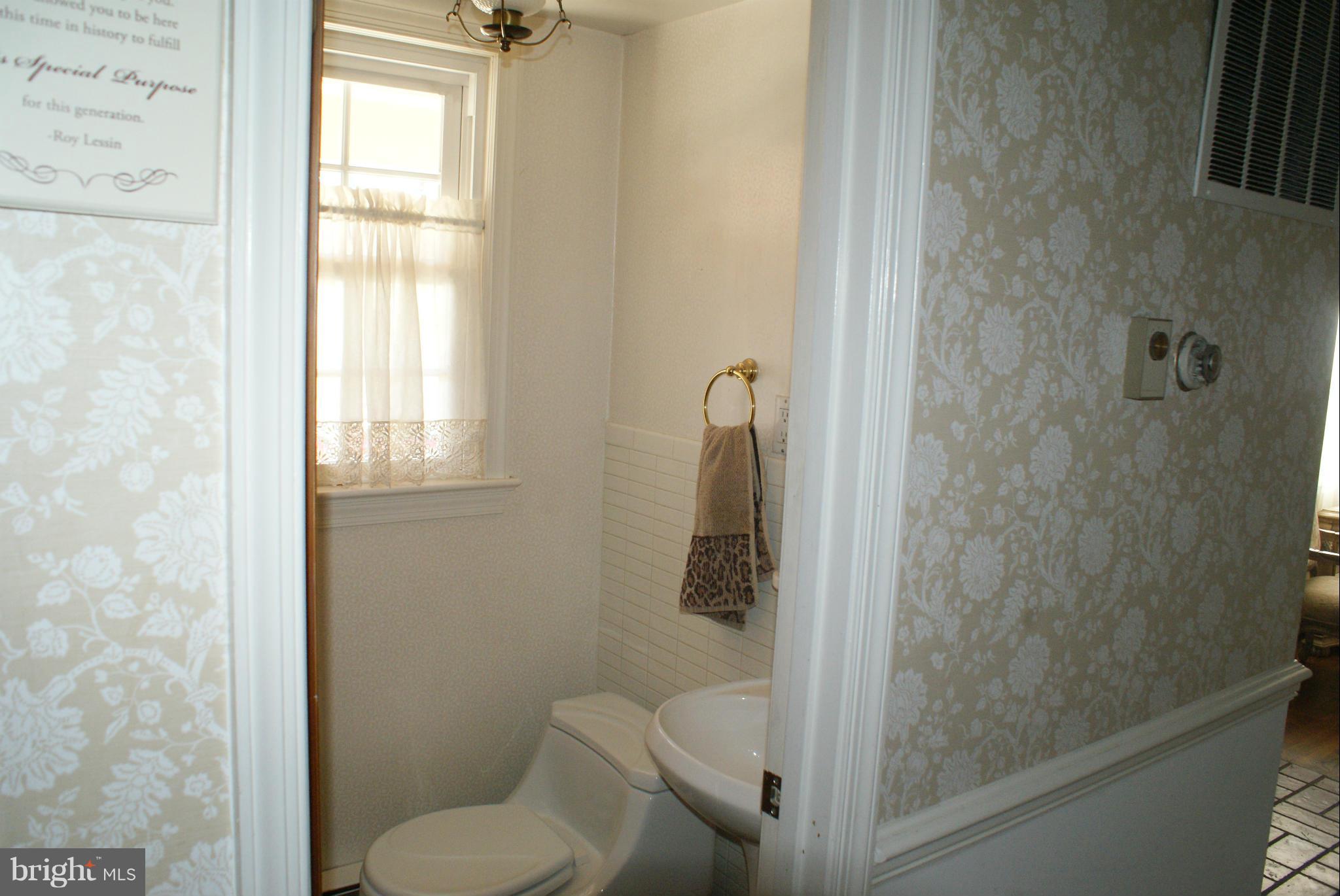 SPRINGBROOK KNOLLS - Residential