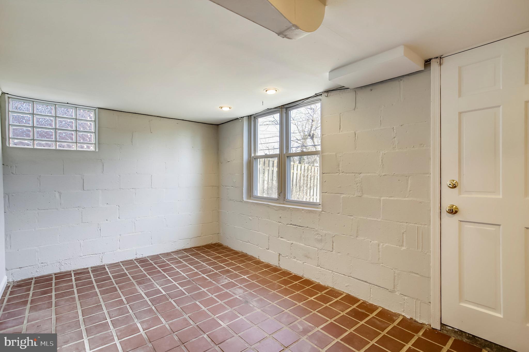 AIGBURTH - Residential