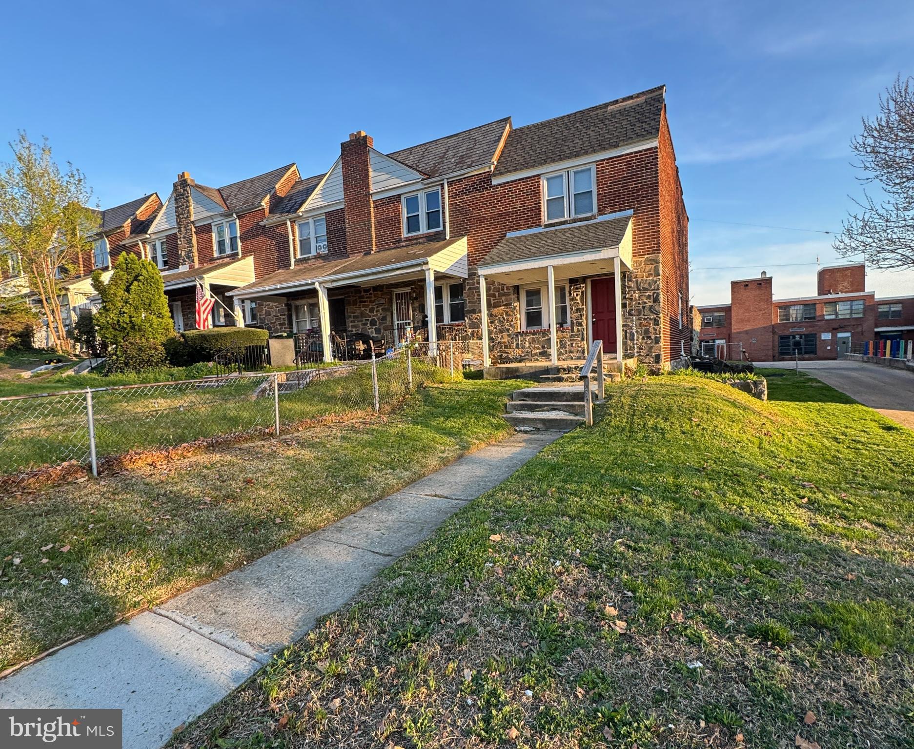 EVERGREEN LAWN - Residential