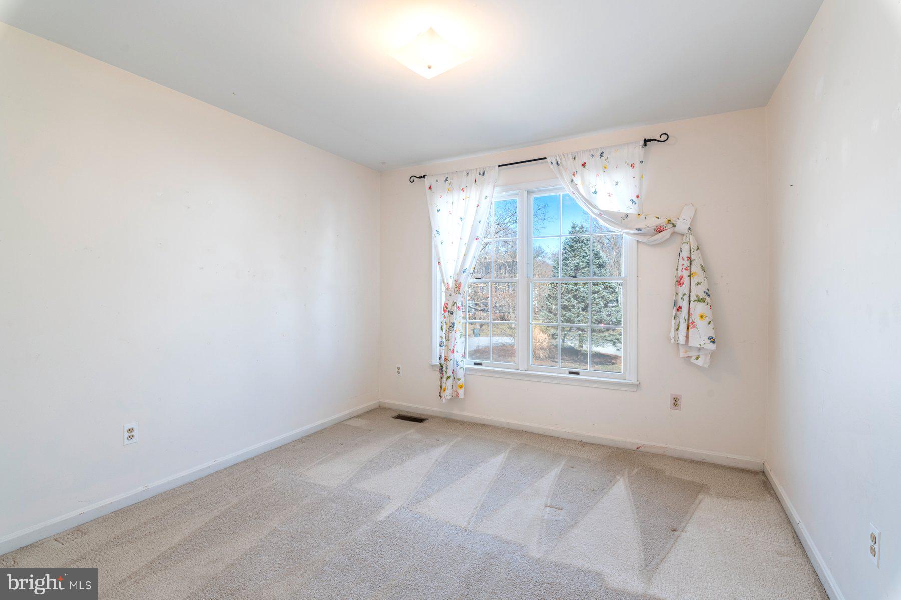 VILLAGE OF HICKORY RIDGE - Residential