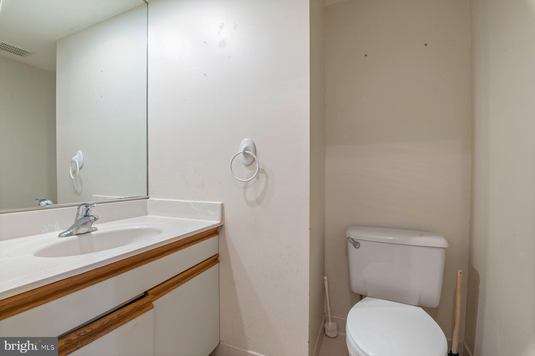 VILLAGE OF HICKORY RIDGE - Residential