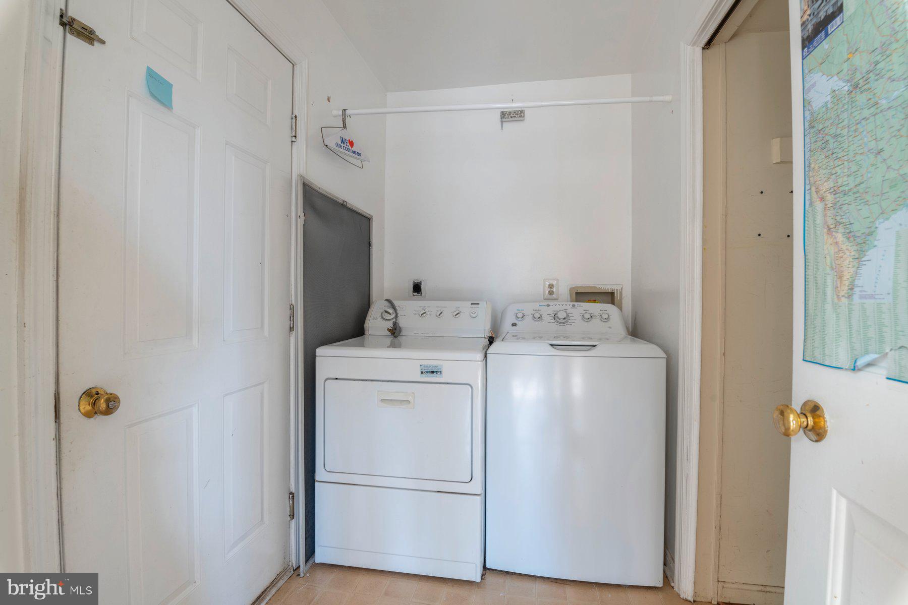 VILLAGE OF HICKORY RIDGE - Residential