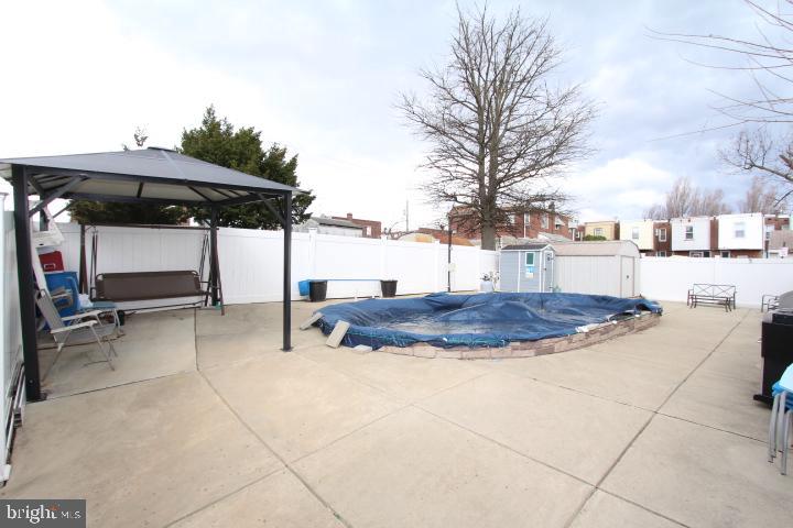 HOLMESBURG - Residential