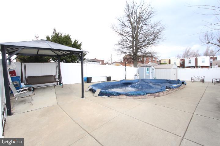 HOLMESBURG - Residential