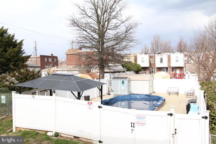 HOLMESBURG - Residential