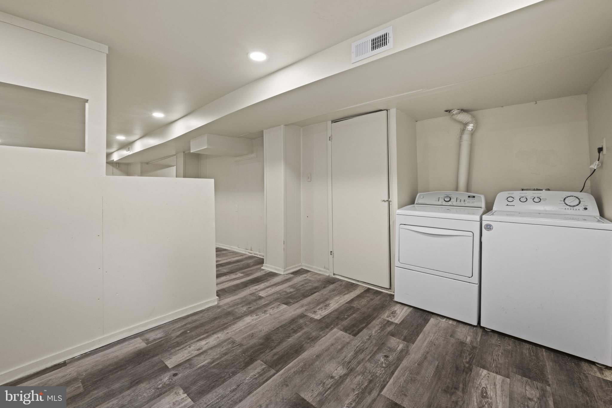 WALBROOK - Residential