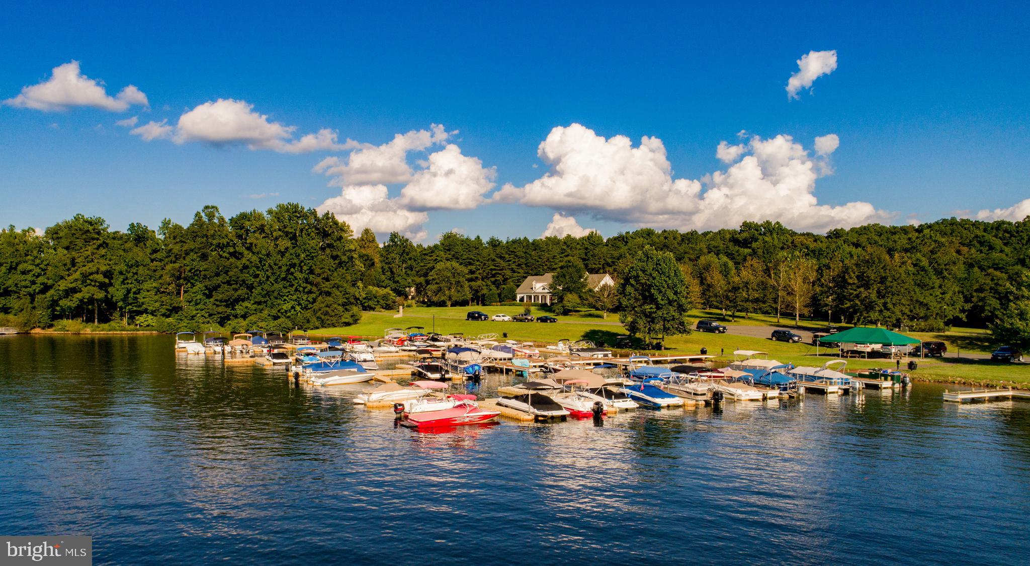 FAWN LAKE - Residential