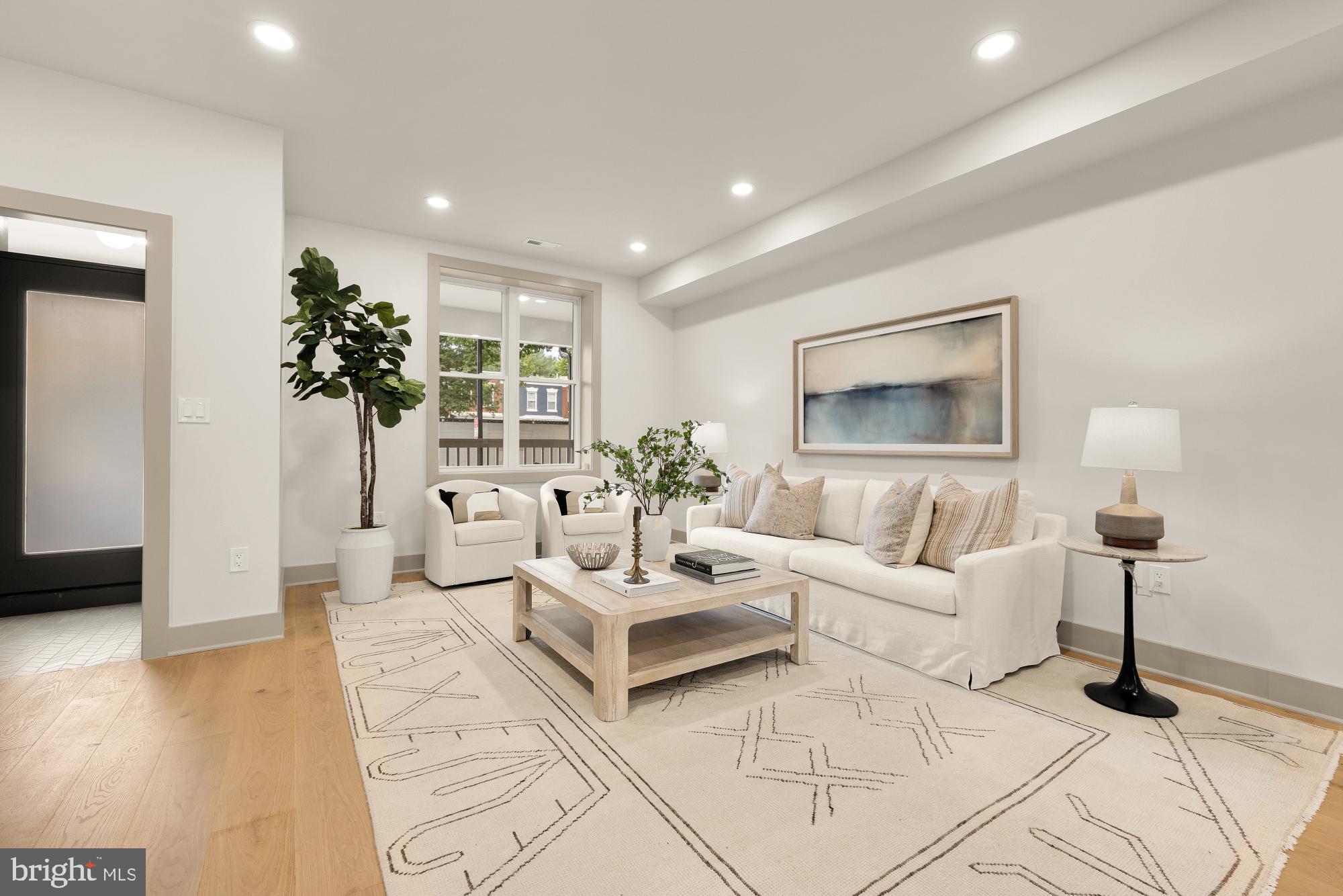 2422 NORTH CAPITOL STREET NW