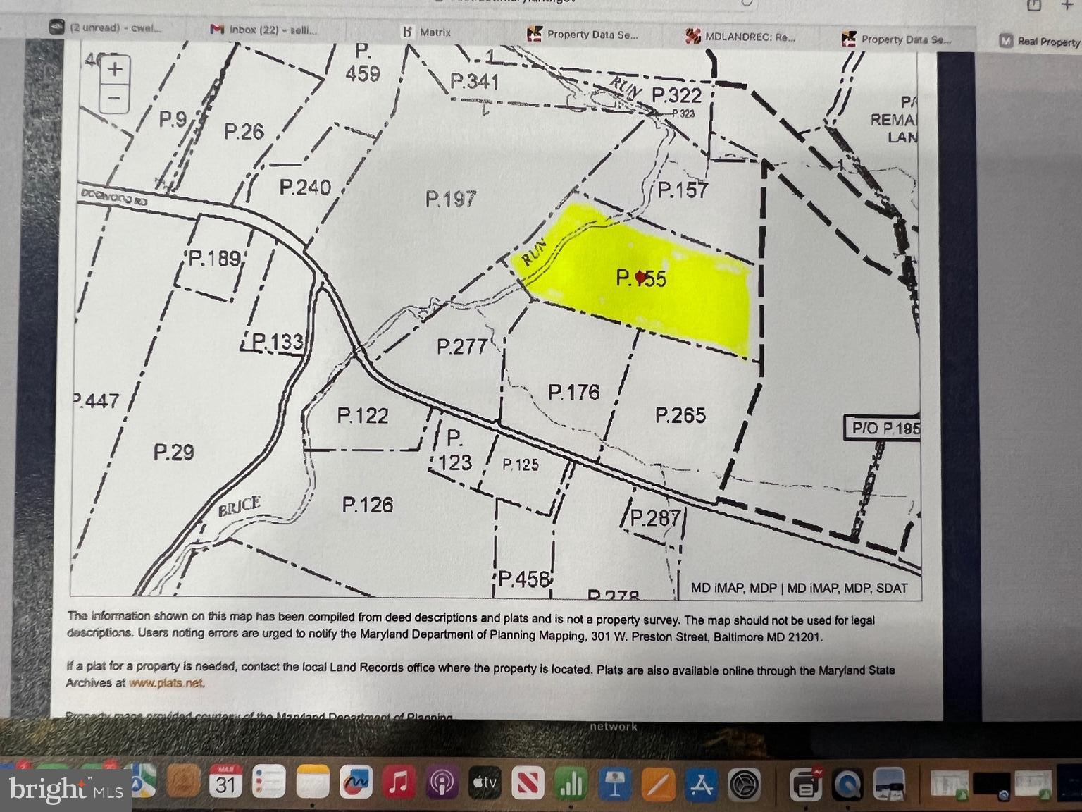 Main image without alt text