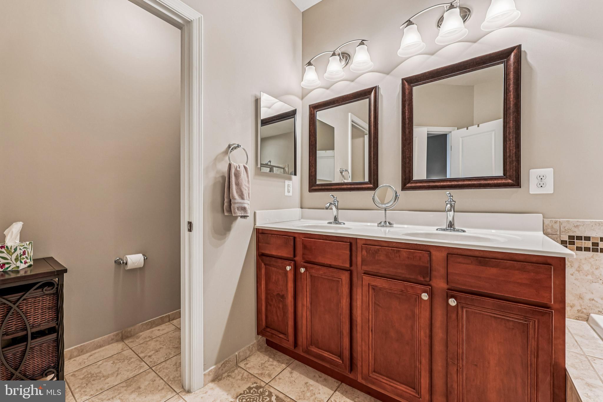 WORMANS MILL - Residential