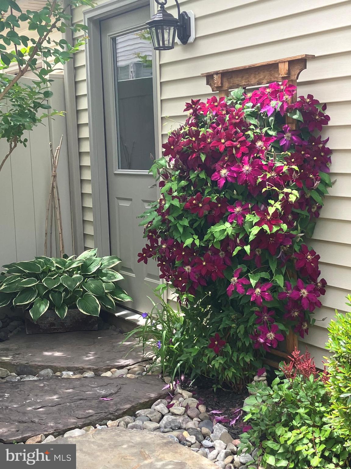 WORMANS MILL - Residential