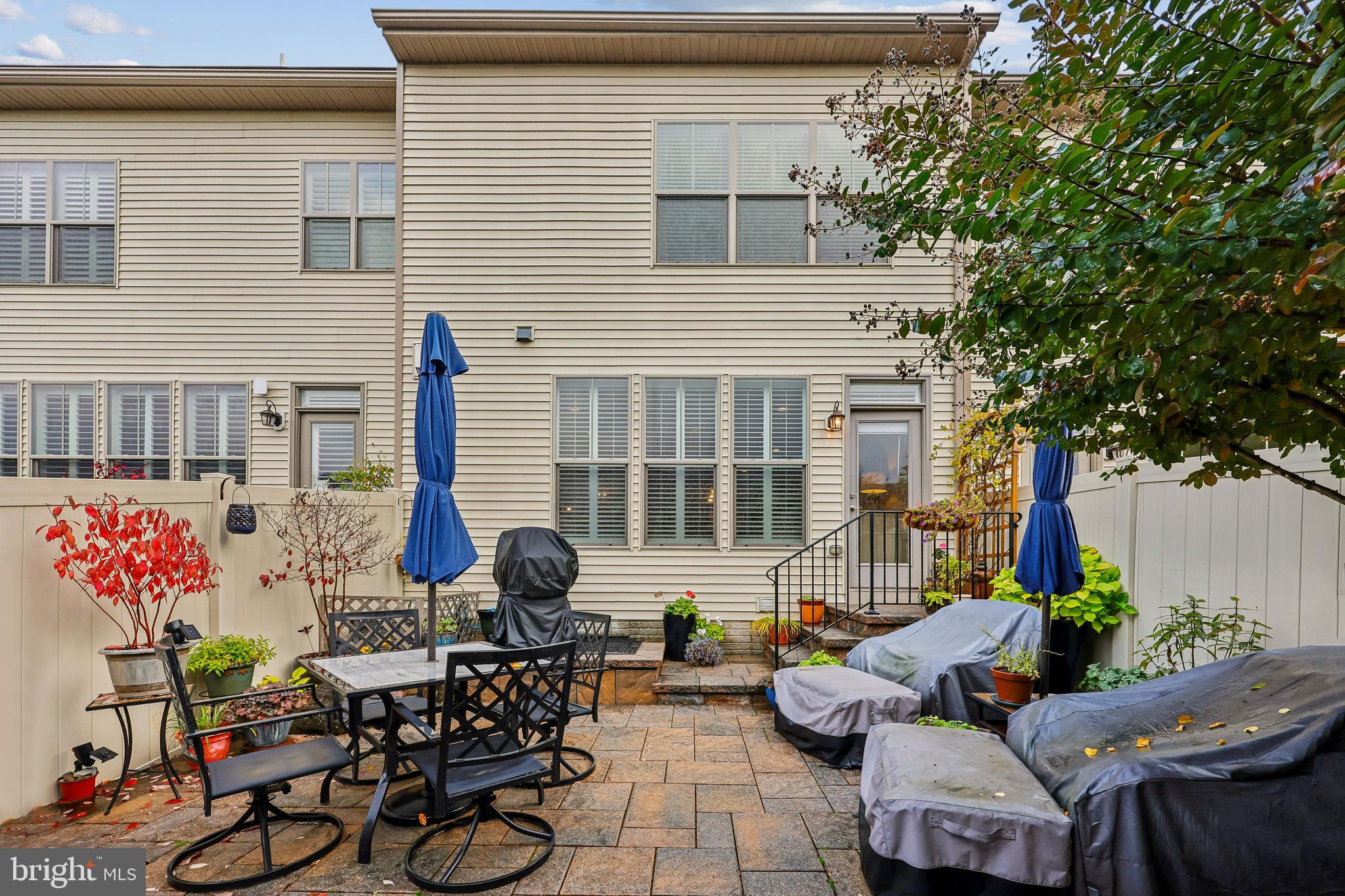 WORMANS MILL - Residential