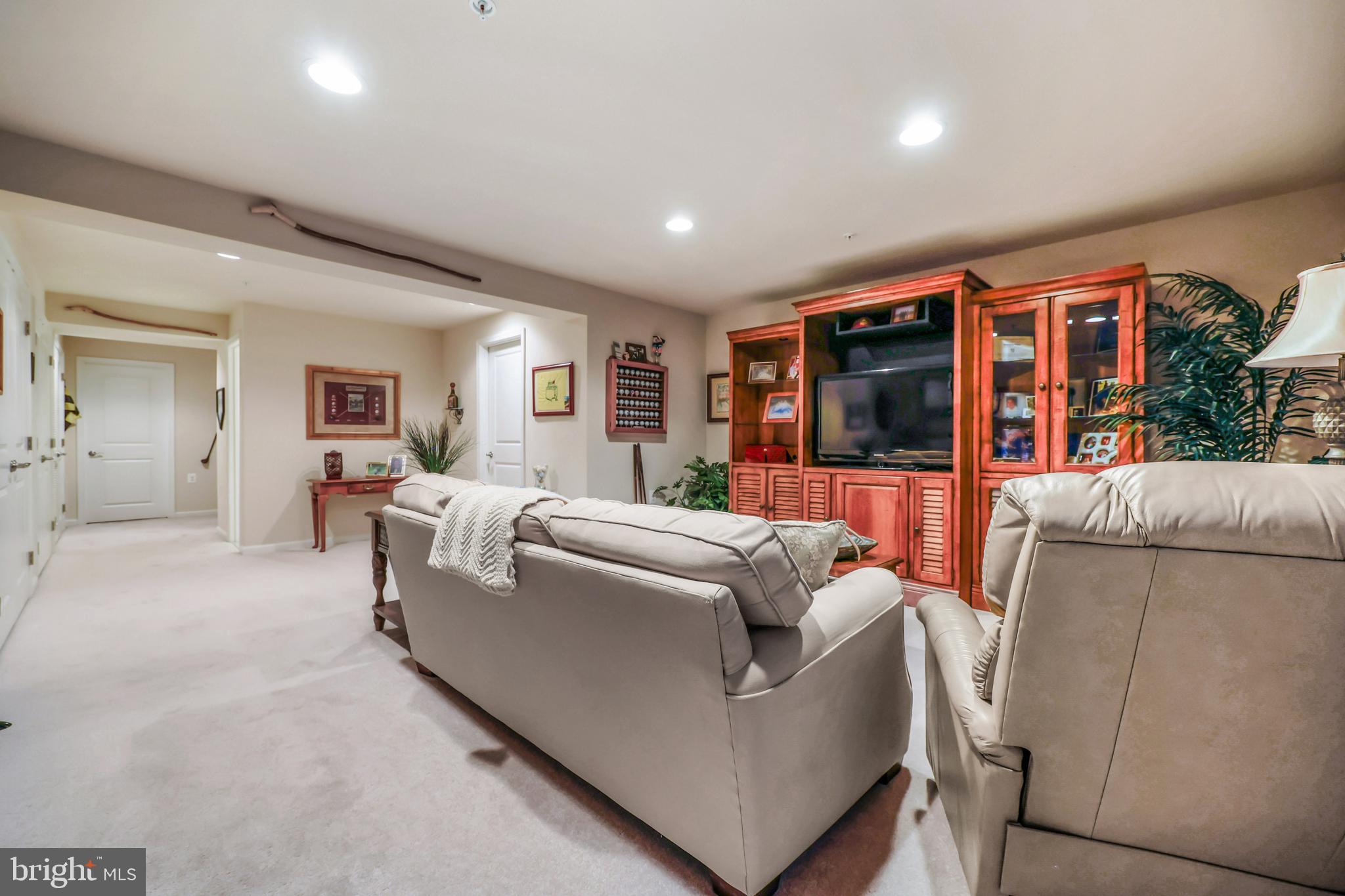 WORMANS MILL - Residential