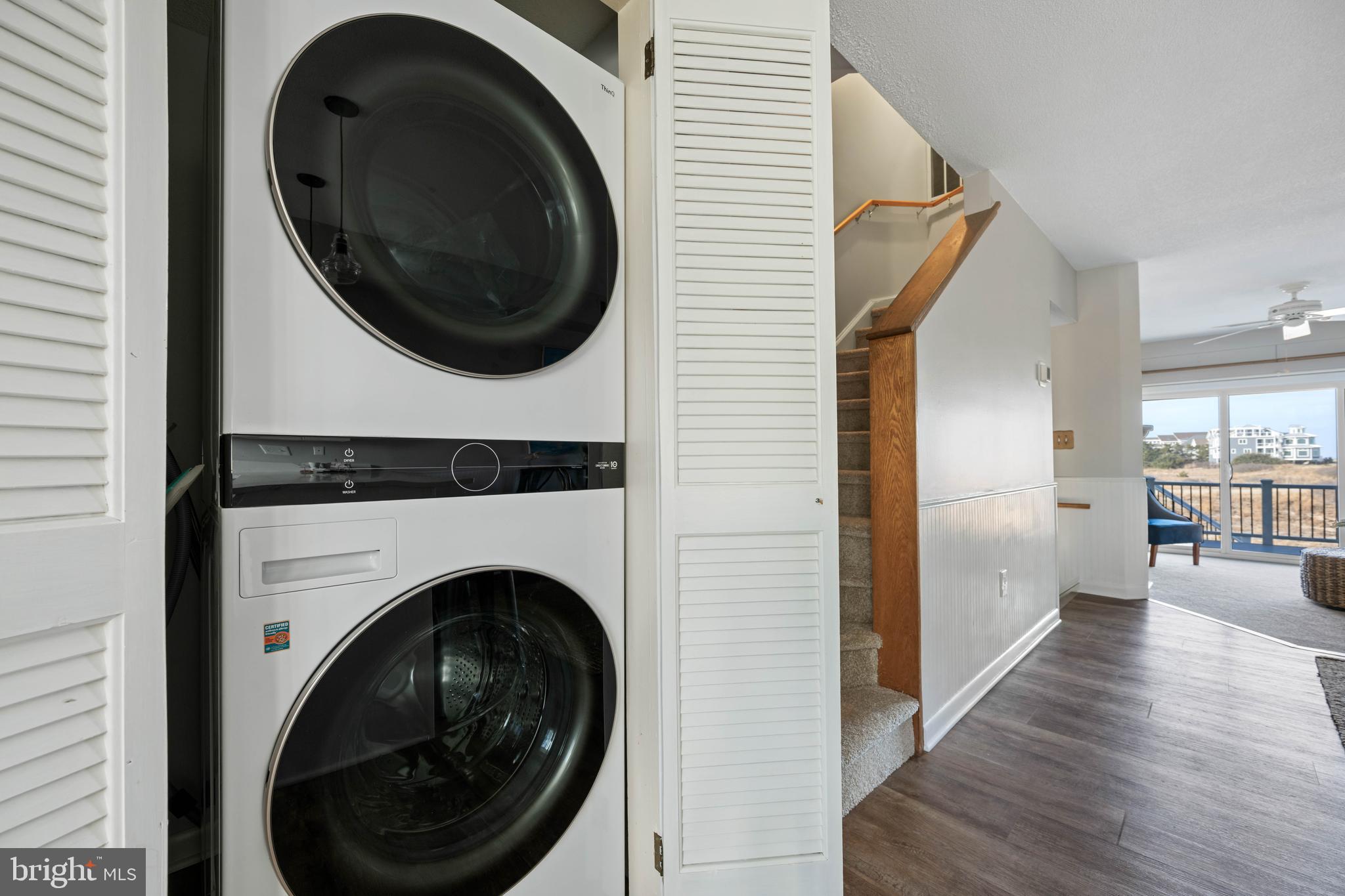 SEASIDE VILLAS - Residential