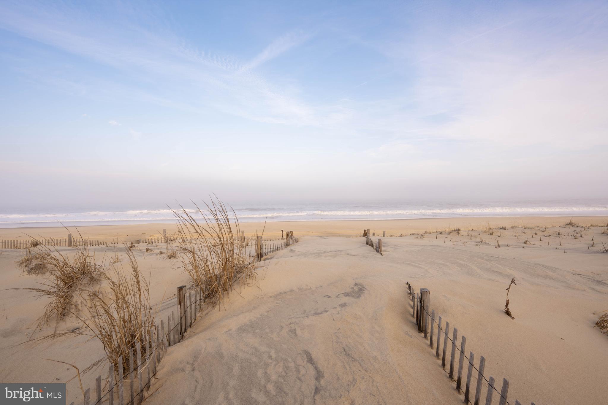 SEASIDE VILLAS - Residential