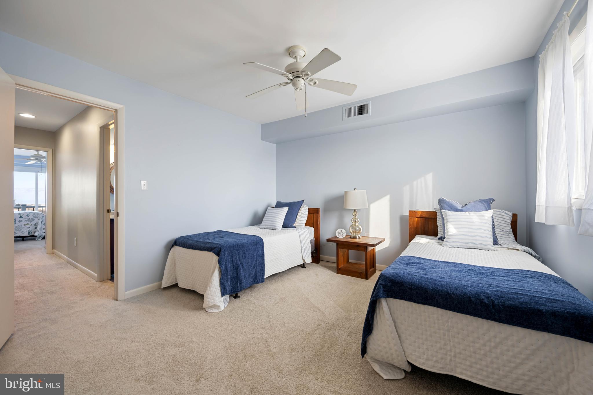 SEASIDE VILLAS - Residential