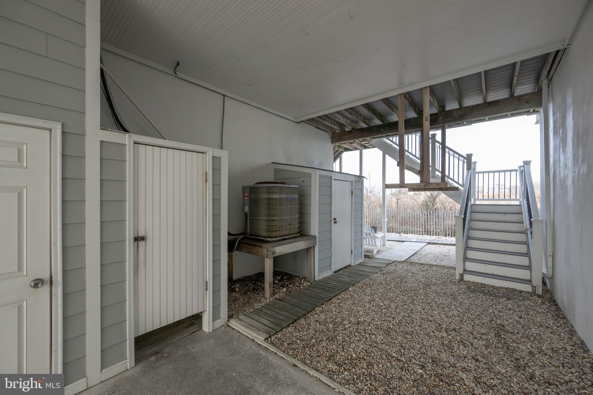 SEASIDE VILLAS - Residential