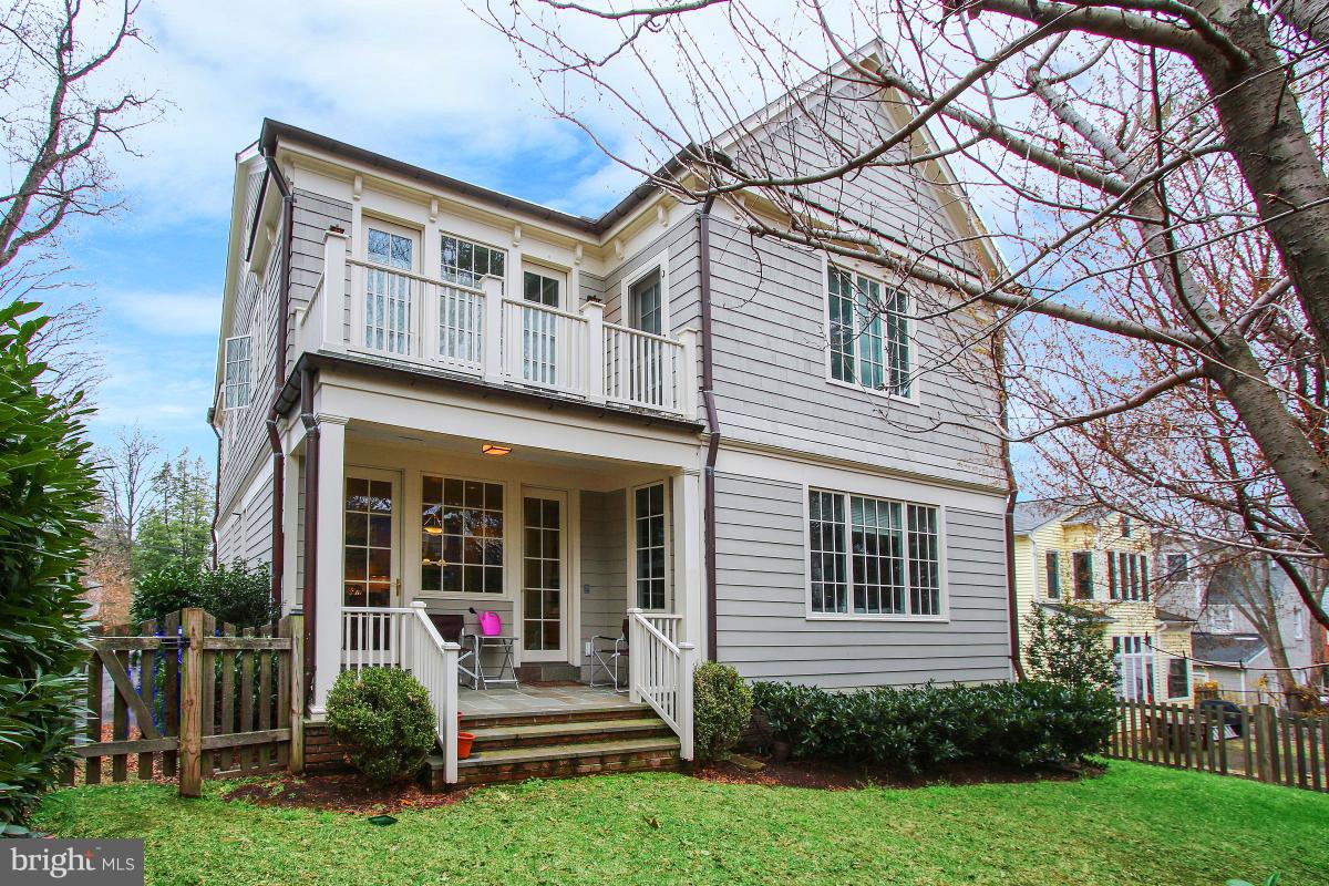 WEST CHEVY CHASE HEIGHTS - Residential