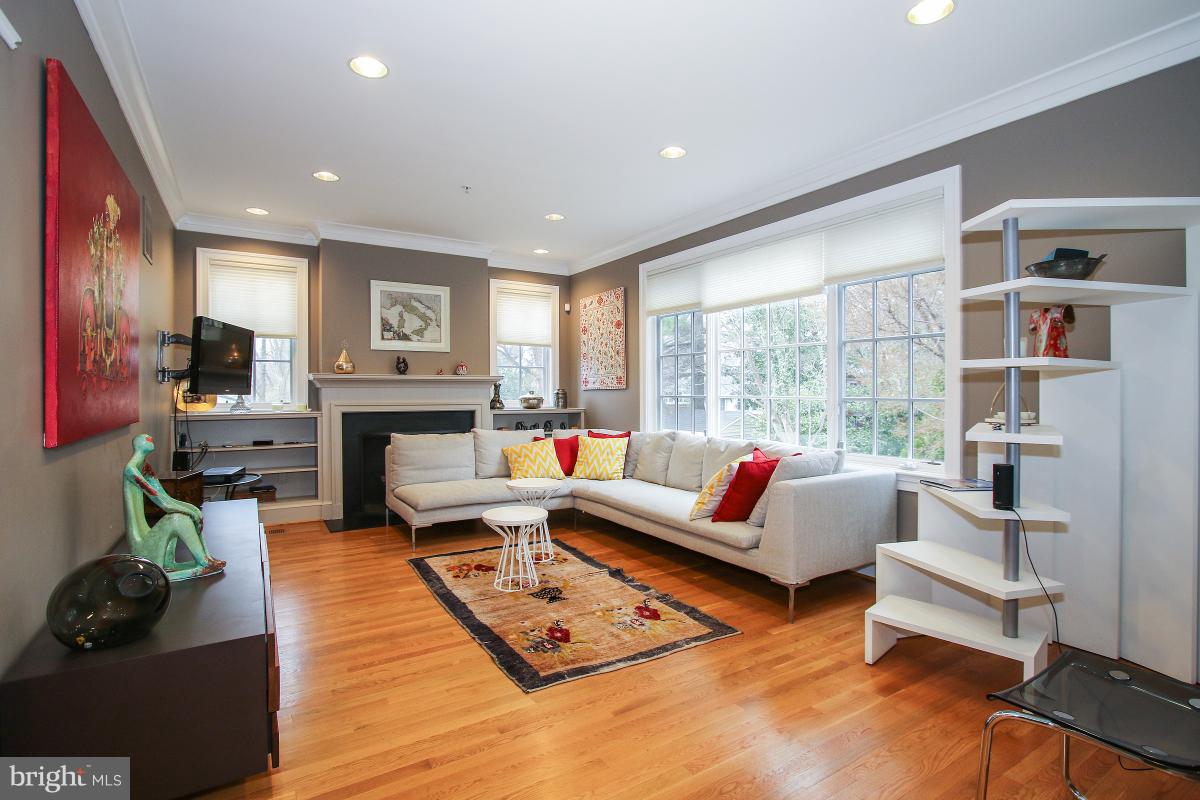 WEST CHEVY CHASE HEIGHTS - Residential