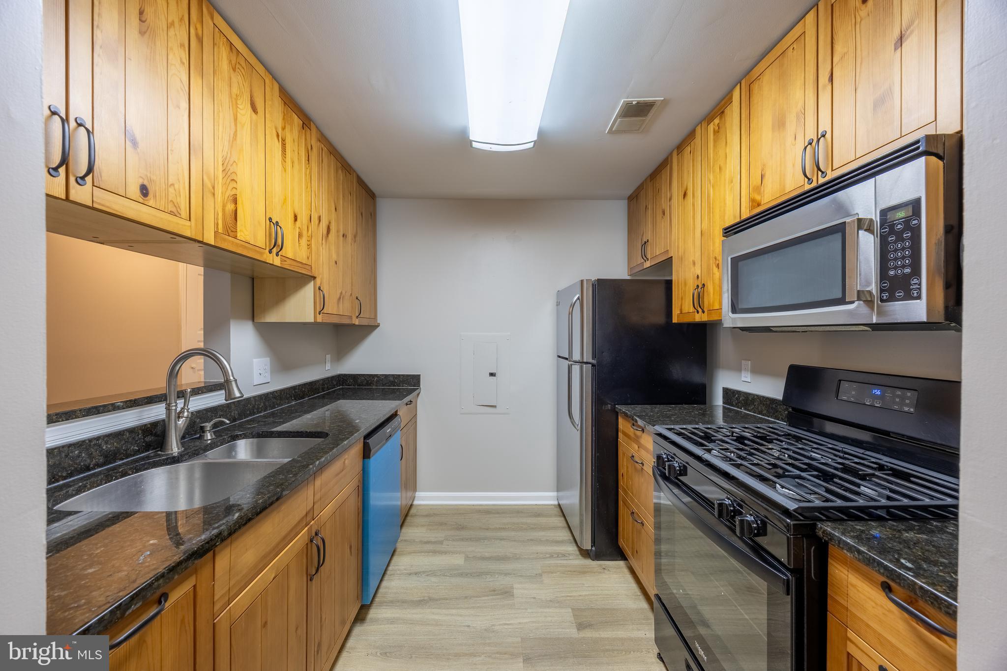 GREENBELT LAKE - Residential