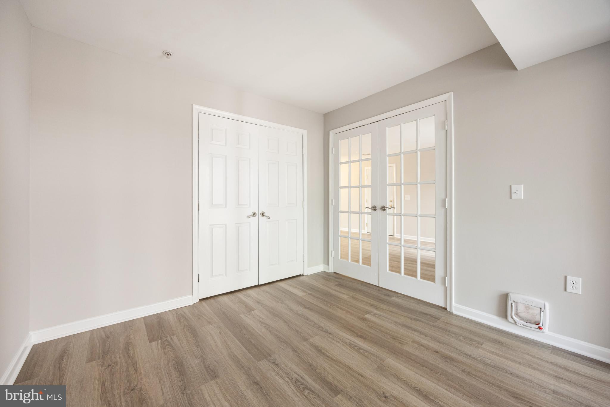 GREENBELT LAKE - Residential