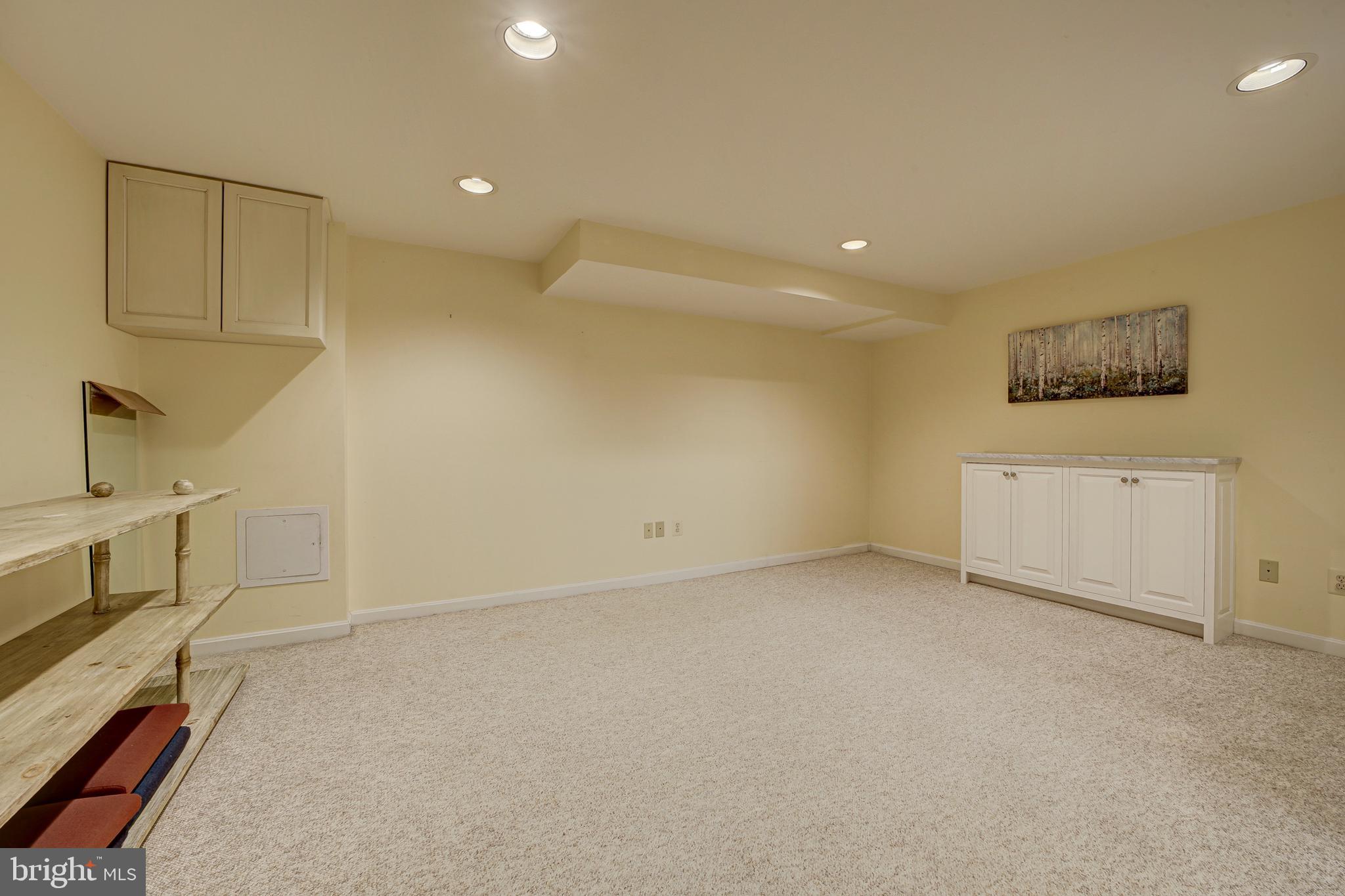 FALLSMEAD - Residential