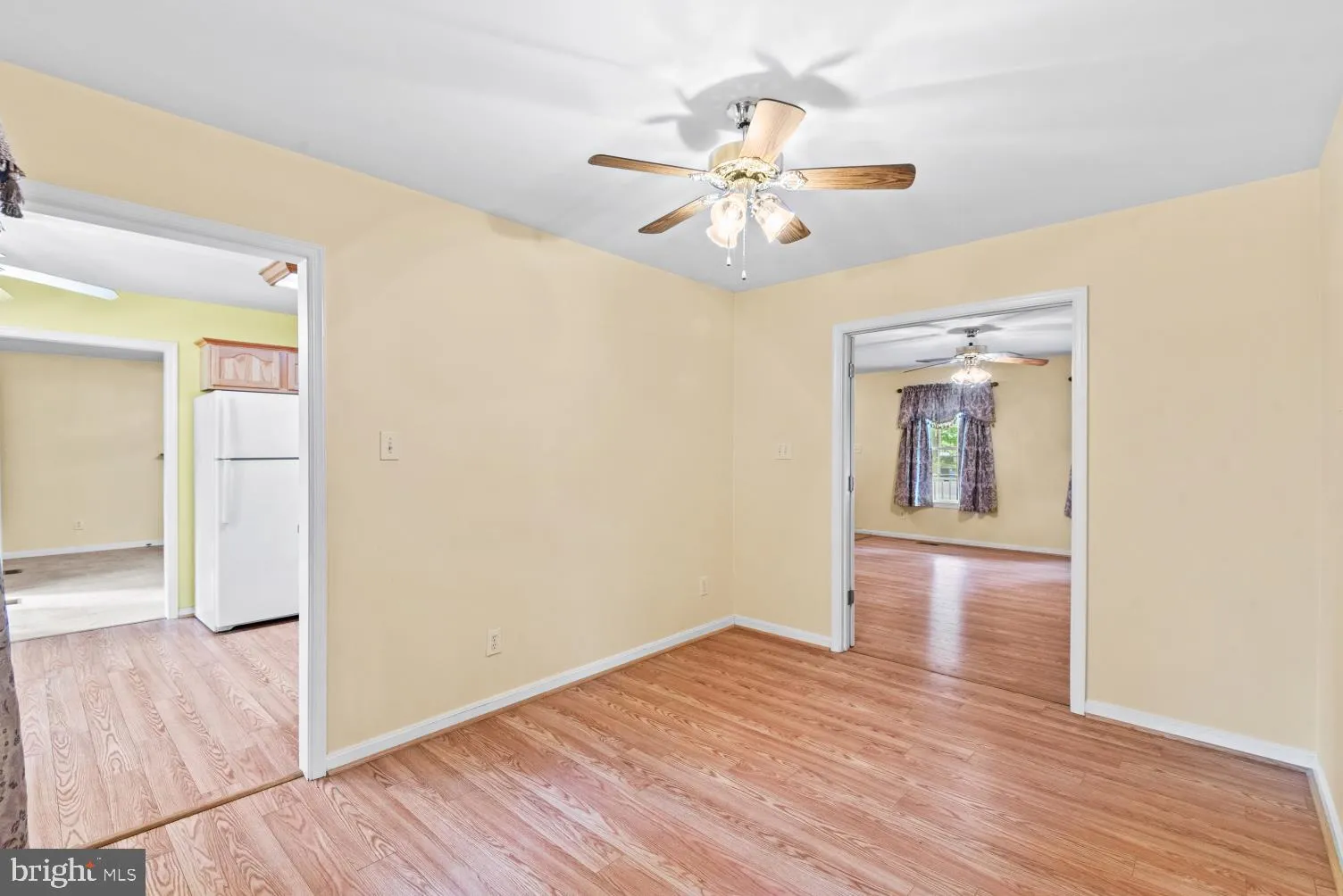 Colonial Beach, Virginia 22443, United States, 4 Bedrooms Bedrooms, ,3 BathroomsBathrooms,Residential,Active,122440